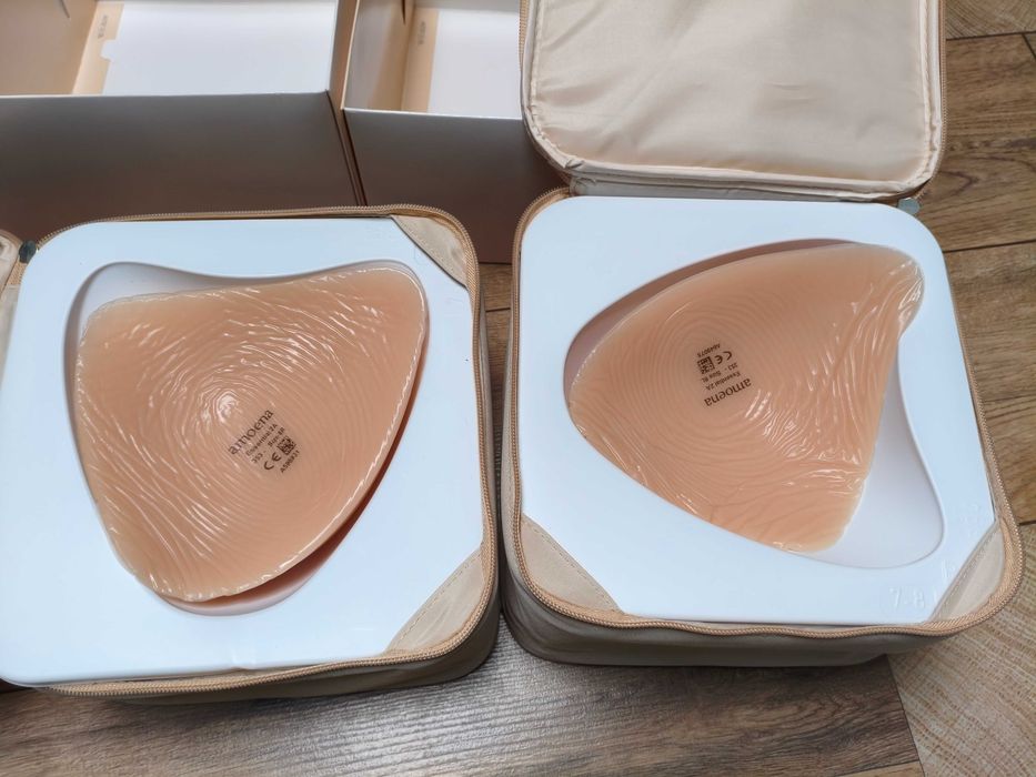 Amoena Proteza piersi lewa i prawa rozmiar 7 Energy Light 2U