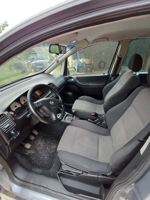 Opel Zafira 2.0 100cv