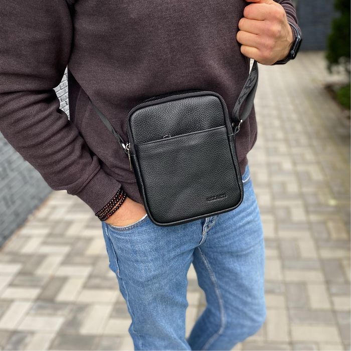 Чоловіча шкіряна сумка месенджер через плече барсетка Cesual Leather