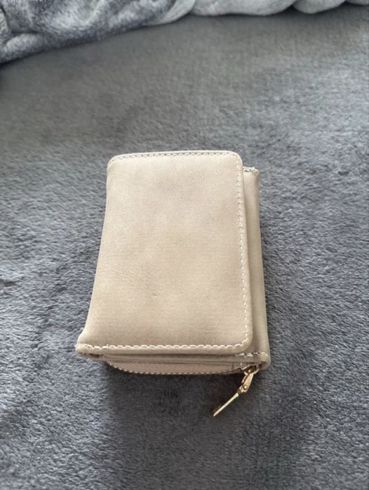 portfel damski beżowy