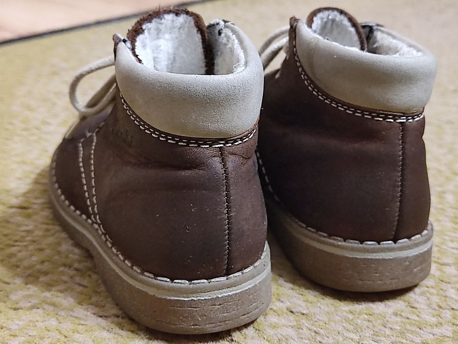 Buciki chłopięce ocieplane r.19