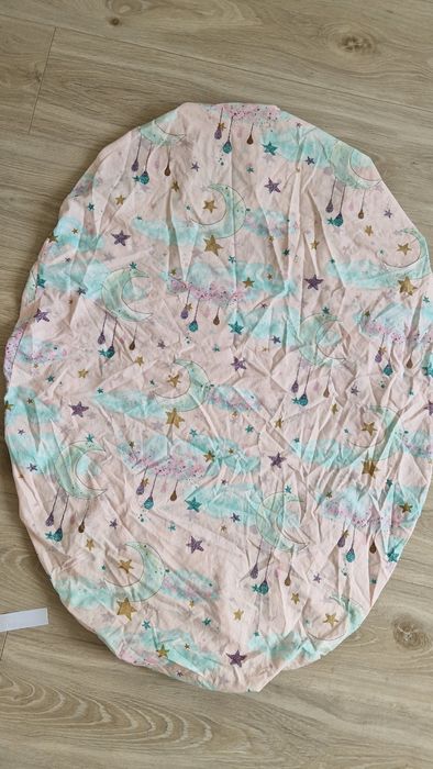 Простинки на резинці в дитяче ліжко