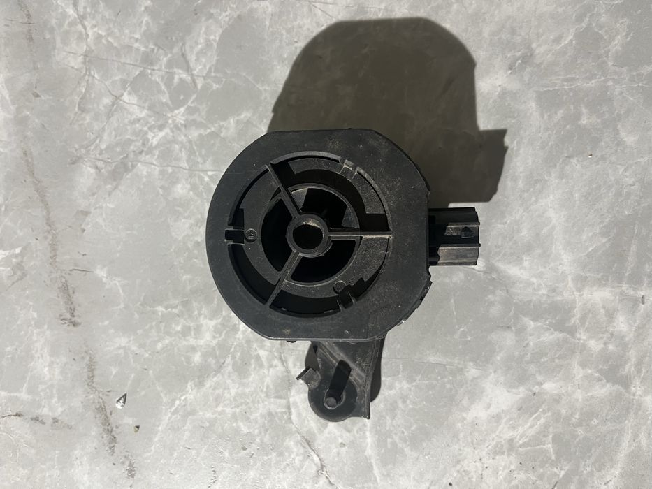 86570-33090  . Датчик наближення автомобіля .звуковий сигнал