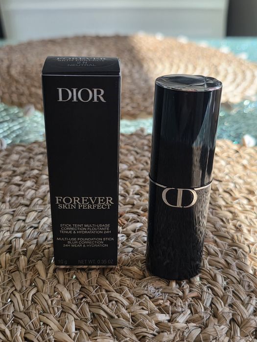 Wielofunkcyjny podkład DIOR Forever w sztyfcie 2N
