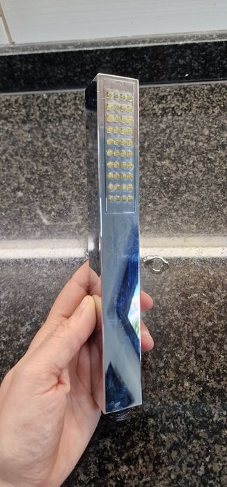 Misturadora de duche e acessorios