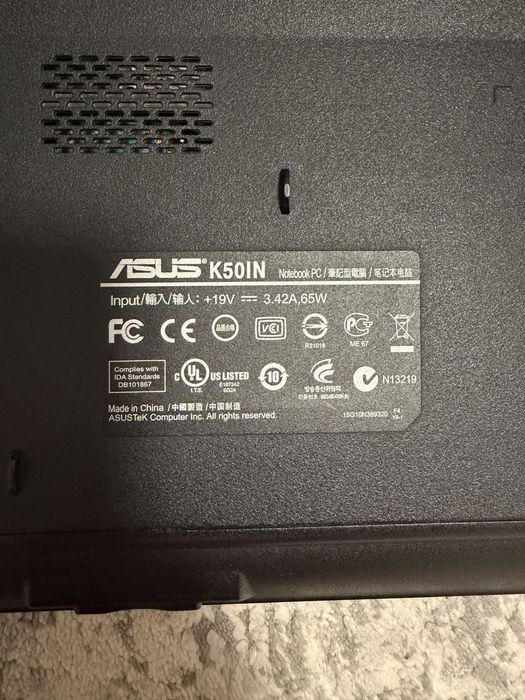 Ноутбук ASUS K50IN + сумка Prestigio