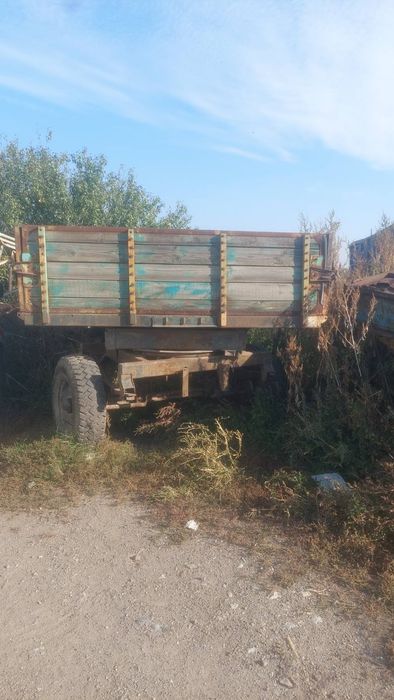 Продам прицеп до трактора 2ПТС4