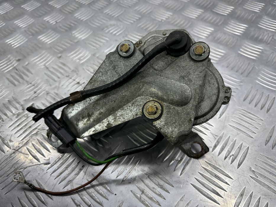 Моторчик стеклоочистителя дворника Ford Sierra универсал 85BG17K441BA