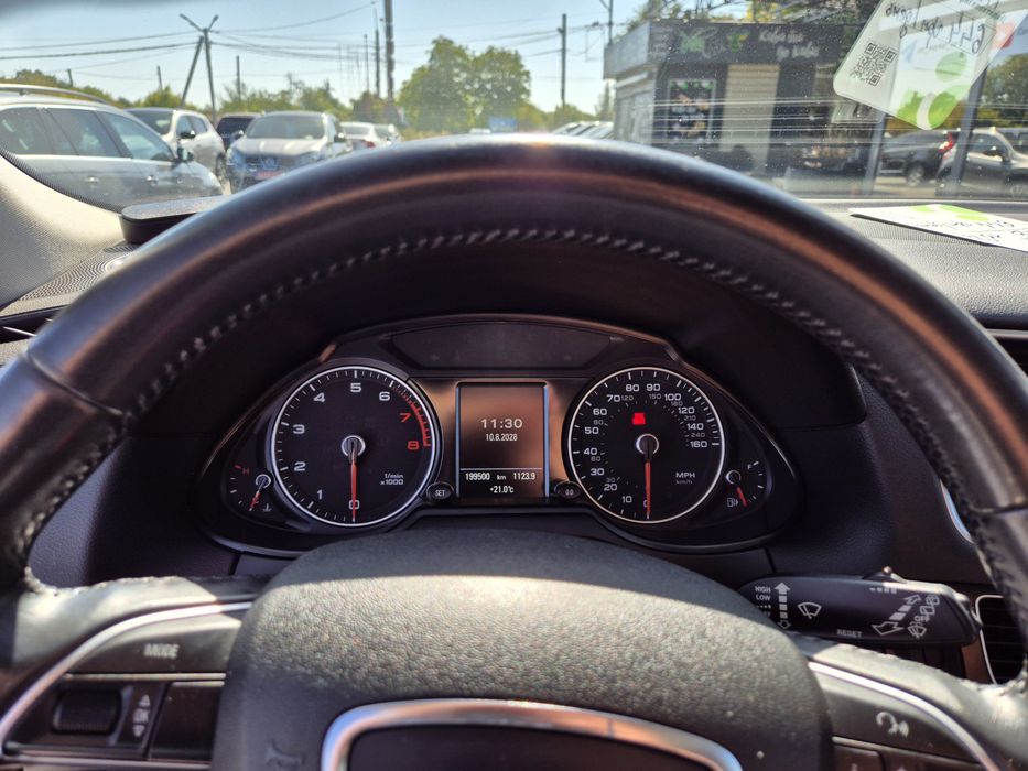 Продам власну  Audi Q5