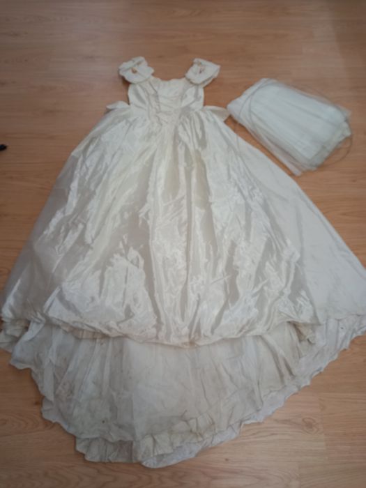 Vestido noiva com saiote