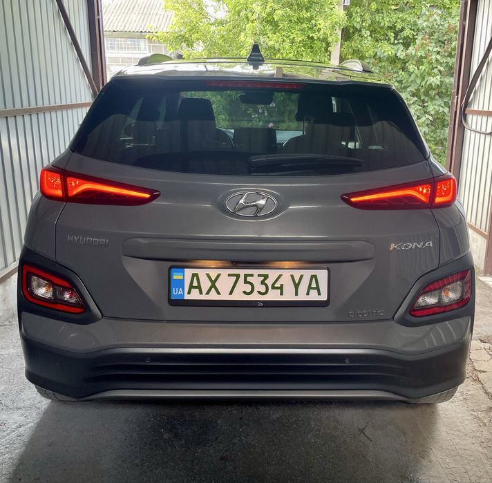 Hyundai kona electric 64kw Європа не Америка  максимальна NardoGrey