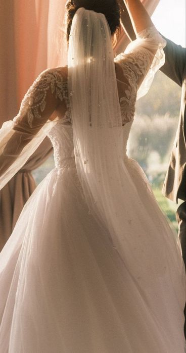 Продаю весільну фату