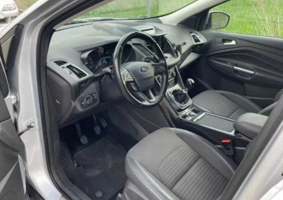 Ford Kuga benzyna 1.5