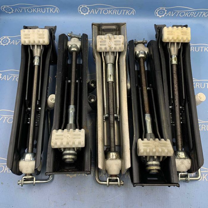 Домкрат Mercedes W211 W203 W210 Крюк буксировочный Мерседес