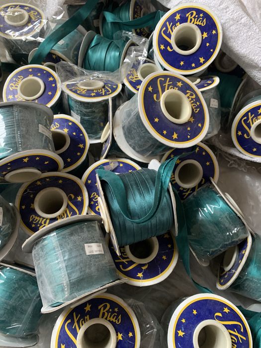 Швейная фурнитура / косая бейка / тесьма / украшения 30 грн/бабина