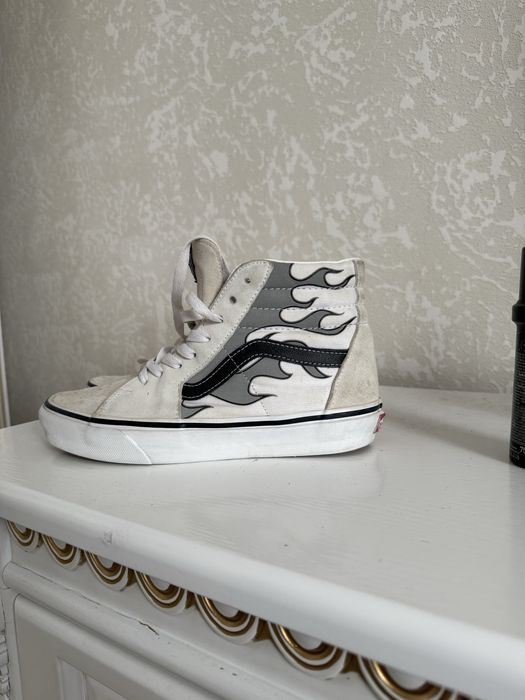 vans sk8 hi flame pattern