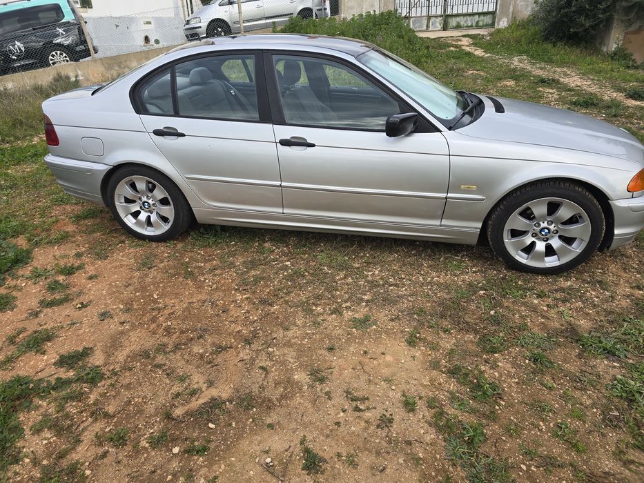Vende-se BMW 346 serie 3 anos 2001
