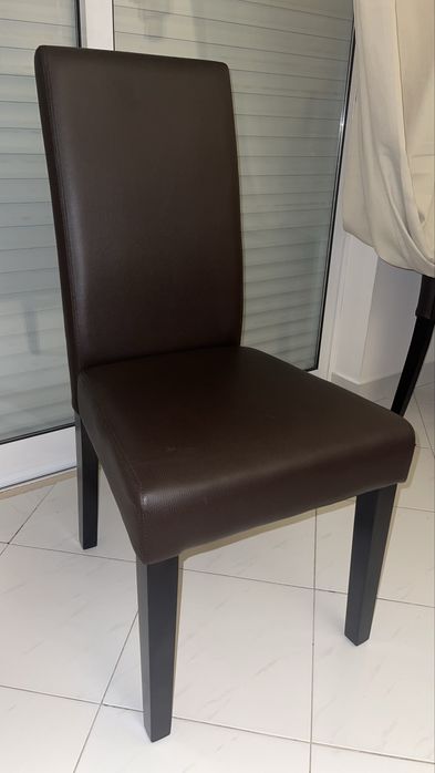 Cadeiras napa castanha