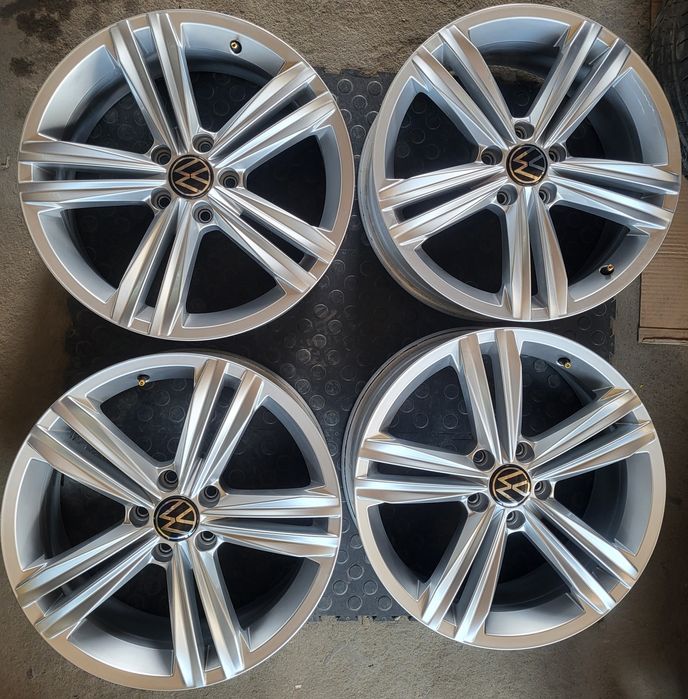 Felgi Aluminiowe 5x112 7Jx18 5x112 ET43 VW Tiguan