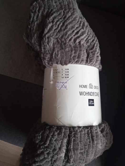 Koc polarowy popielaty