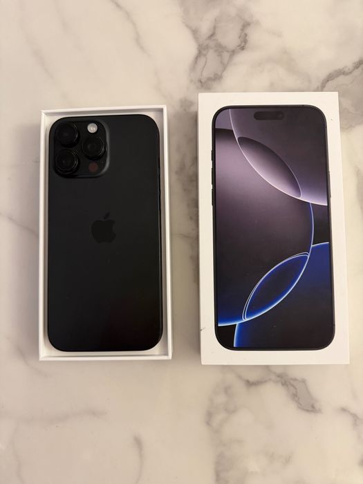 iPhone 16 Pro Max black titanium 256 GB