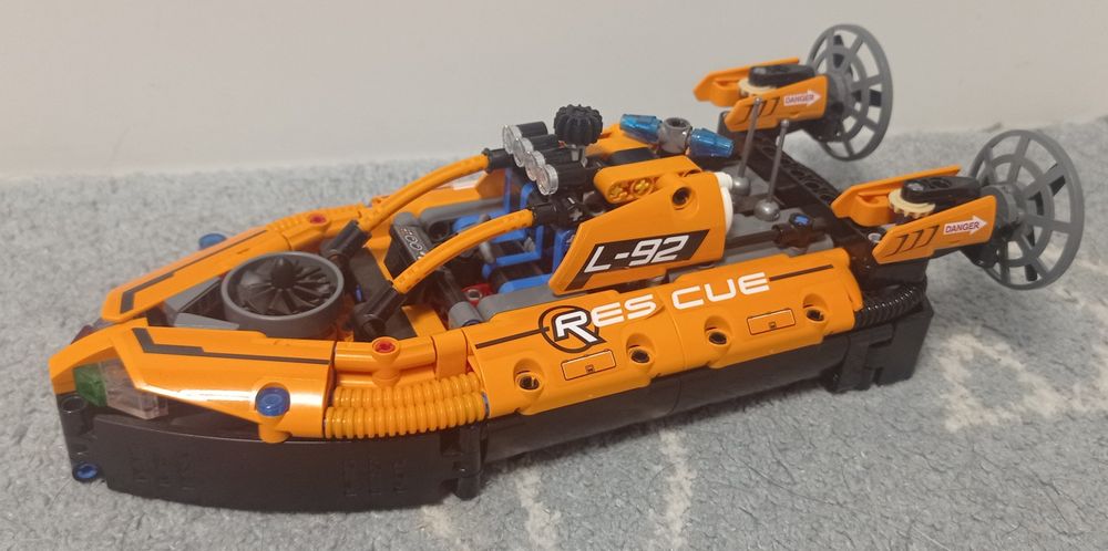 Lego Technic 42120