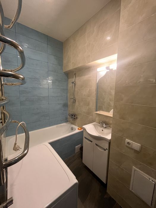 Продам 2к сталинку пр. И. Мазепы возле 5 школы