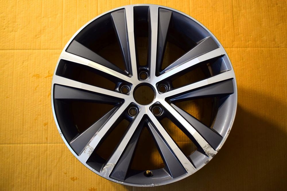 vw 18 sharan 7n0 nowy model! oryginał!
