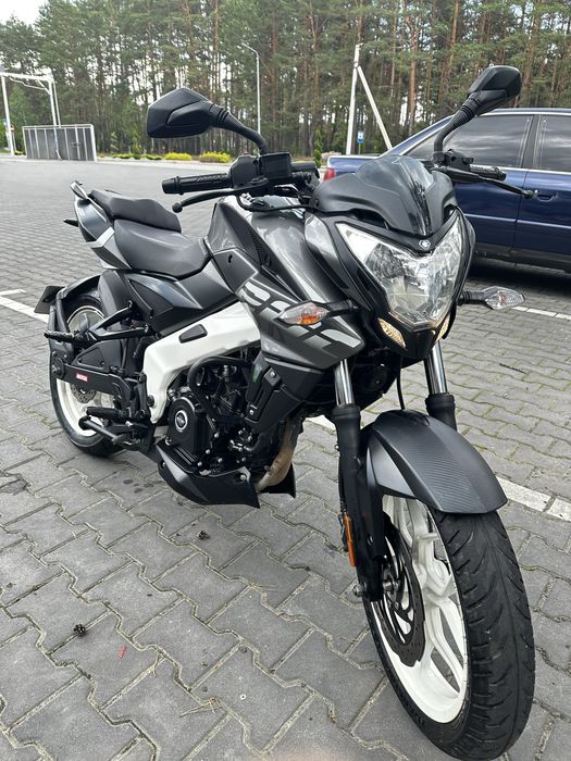 pulsar ns200 bajaj