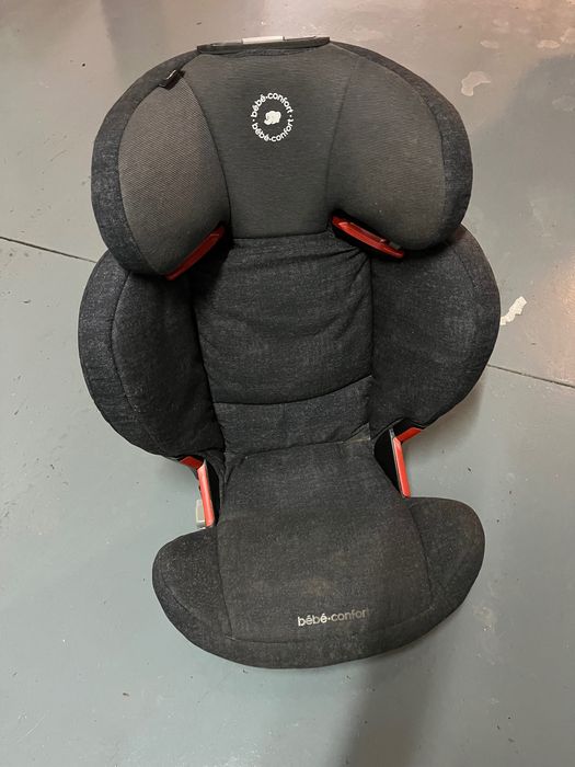 Cadeira auto Bebé Confort Rodifix