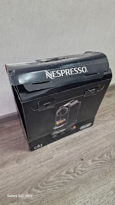 Кофеварка ДеЛонги Неспрессо