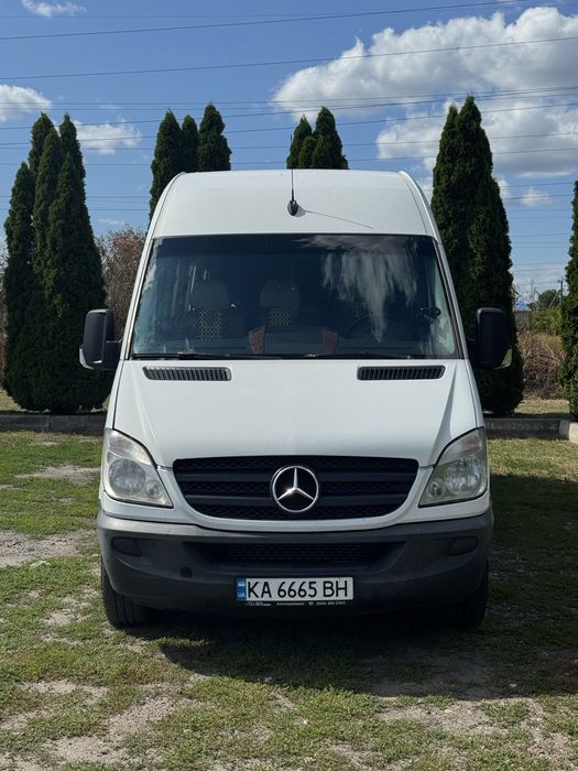 Mercedes Benz Sprinter 2013