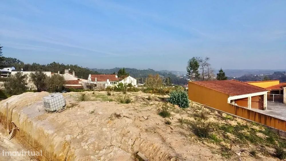 Terreno em Mata dos Milagres || Leiria
