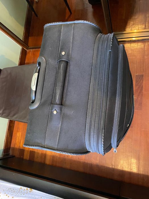 Mala de viagem samsonite preta 32kg grande