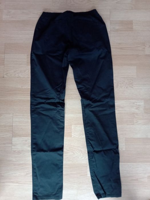 Czarne spodnie damskie Vero Moda S/M