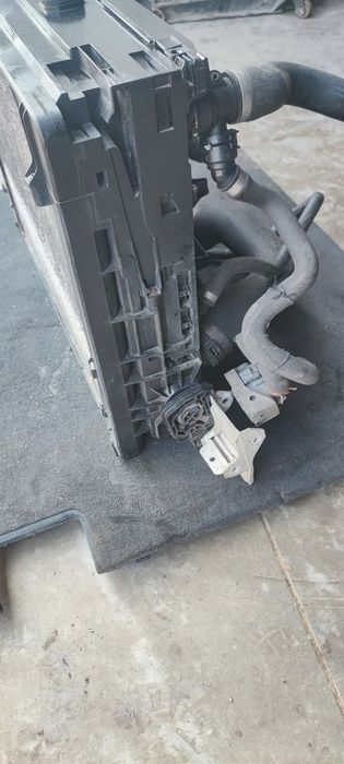 Komplet chłodnic wentylator BMW F10 f11 2.0 d