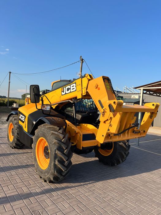 Продається телескопічний навантажувач JCB 535-95 2015 р.в