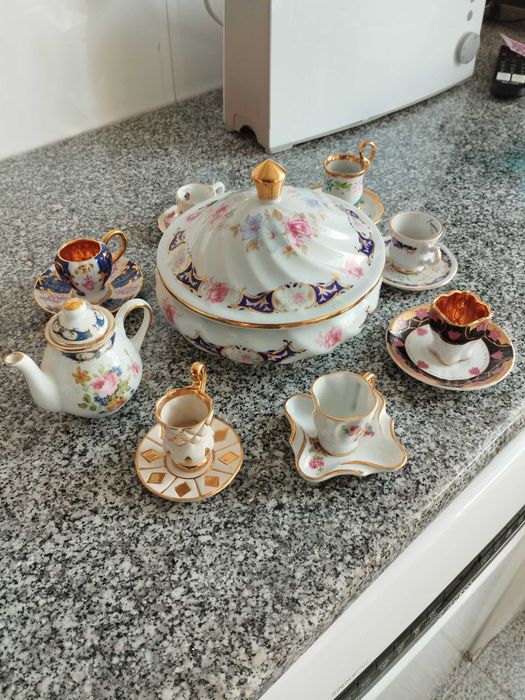 Miniaturas em porcelana Limoges