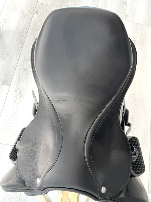 Siodło 17,5 M/L Wełna Daw Mag Ch&W De Luxe 17,5/33 skokowe