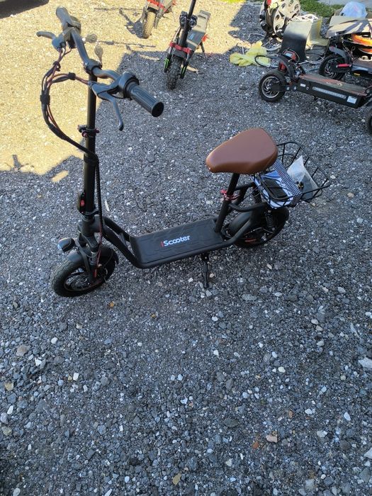 Hulajnoga elektryczna iScooter i12