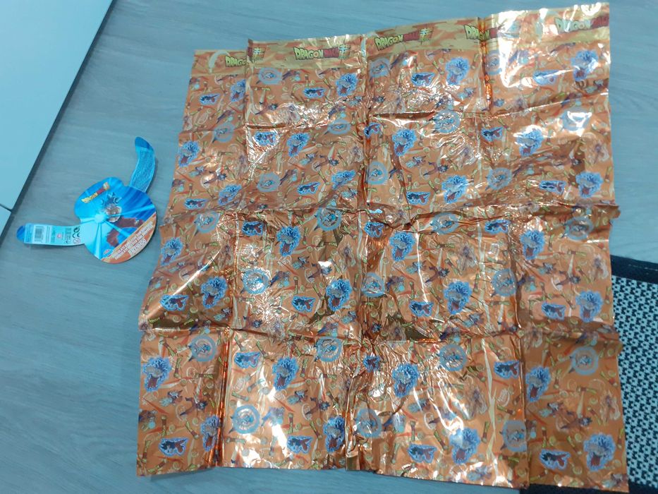 Cartão + Papel Embrulho Dragon Ball Hacendado Mercadona
