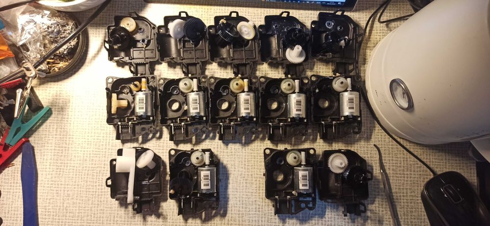 Моторчик привод заслонки печки Додж Джорни Dodge Journey