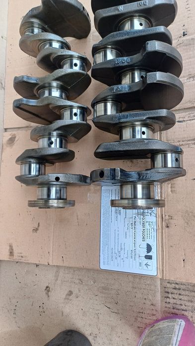 Коленвал колінвал Renault Trafic Vivaro Scenic Laguna Megane 1.9 Dci