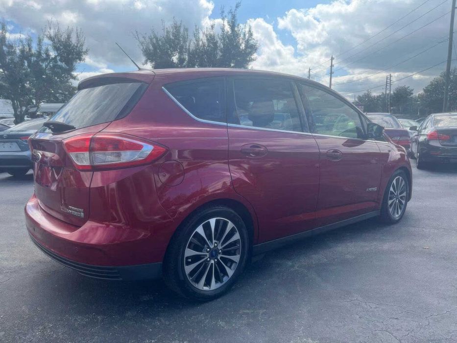 Ford C-Max Titanium      2017