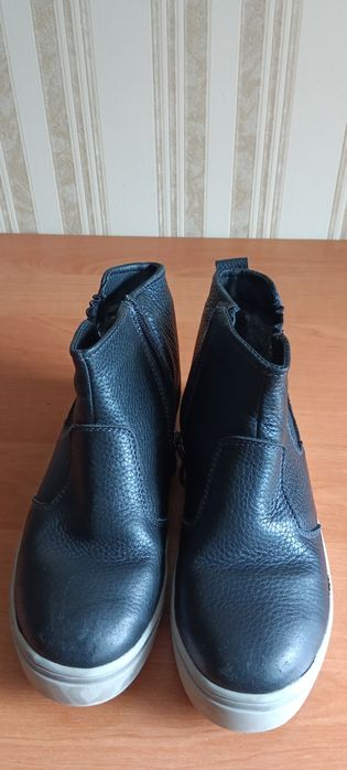 Зимові ботінки на хлопчика,36р.