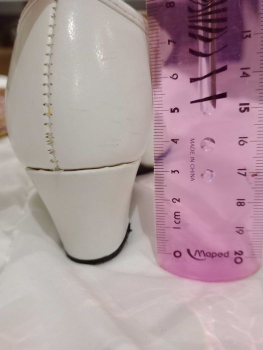 sapatos menina (sevilhanas / disfarce de enfermeira)