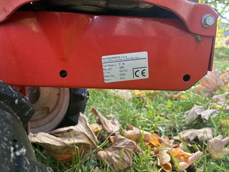 Spalinowy pół do śniegu