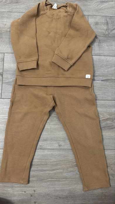 Продам пакет дитячого одягу 98-104