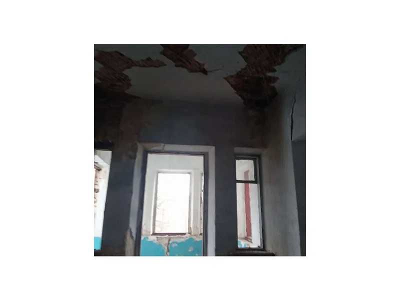 ПРОДАЖ - Нежитлова будівля, площею 200,9 кв. м. с. Лучинець