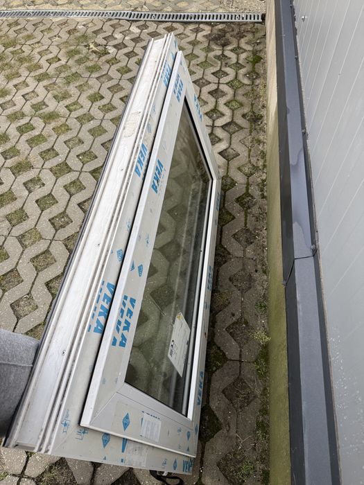 Okno atracyt nowe 911x431 3 szybowe